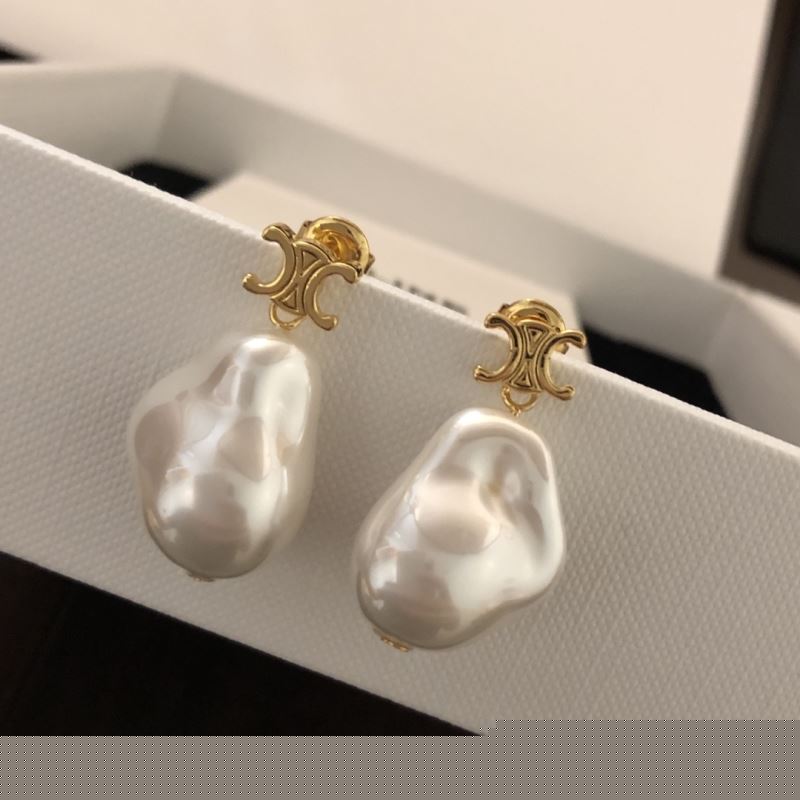 Ce**e earrings